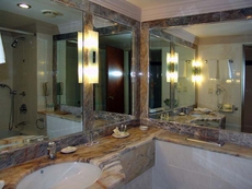 Ванная комната. Зеркало серебро влагостойкое